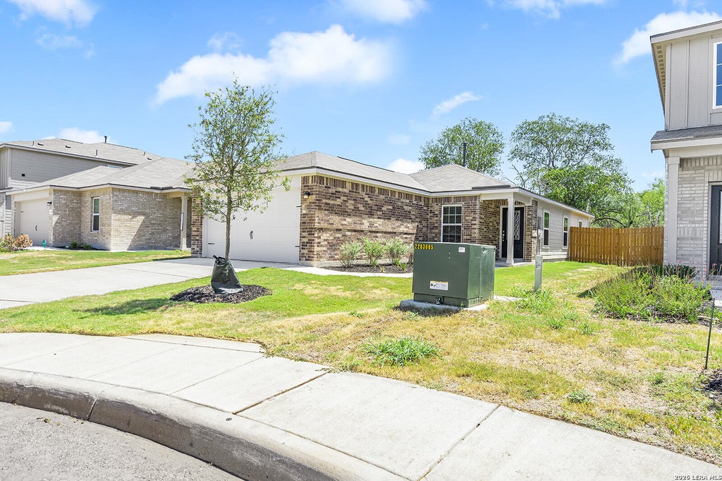 Photo of 15014 Telfaire Meadow, Von Ormy, TX 78073 (MLS # 1967061)