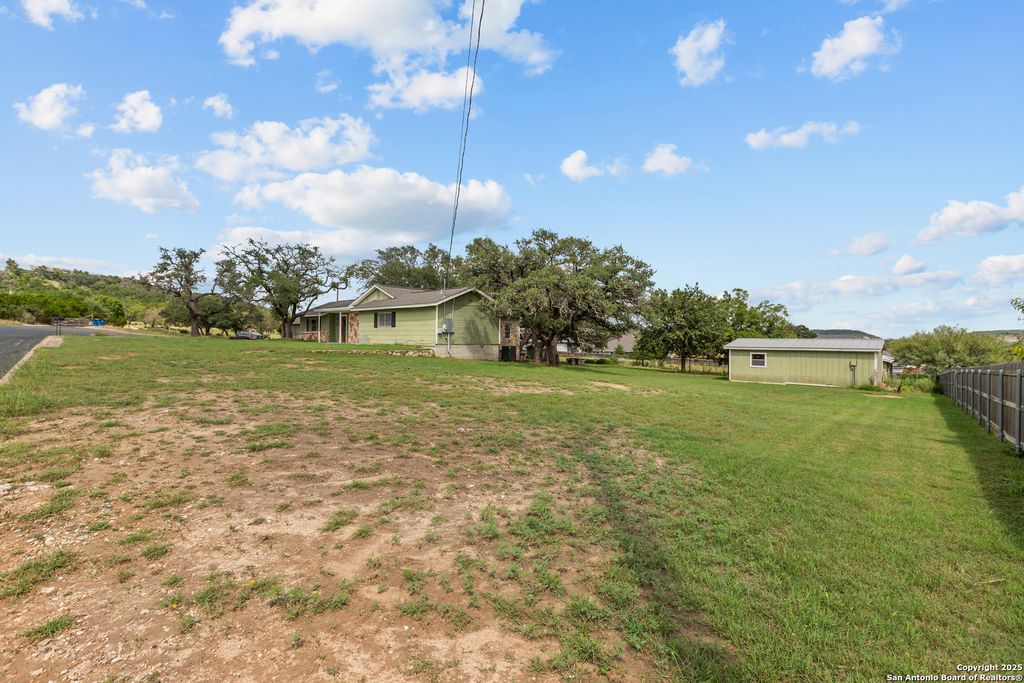 Photo of 224 LOWER CRABAPPLE RD, Fredericksburg, TX 78624 (MLS # 1991536)