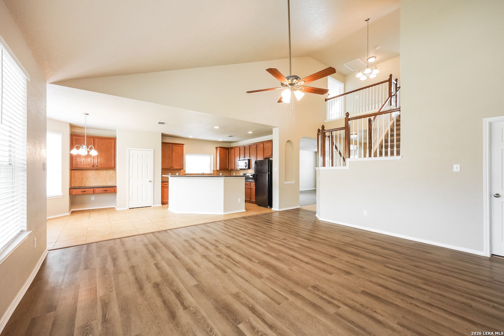 5731 WHITE OAK CV