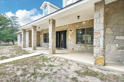 A home in Floresville