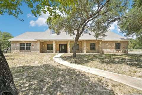 A home in Floresville