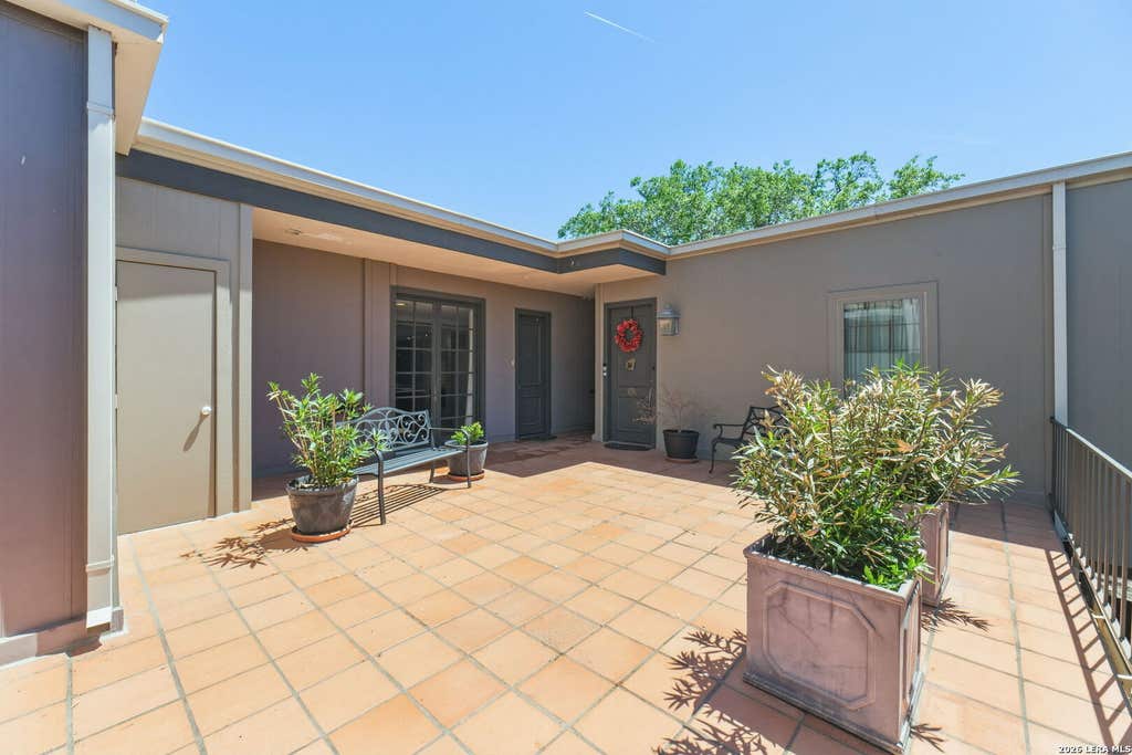 Photo of 7711 BROADWAY 20B #20B, San Antonio, TX 78209 (MLS # 2008973)