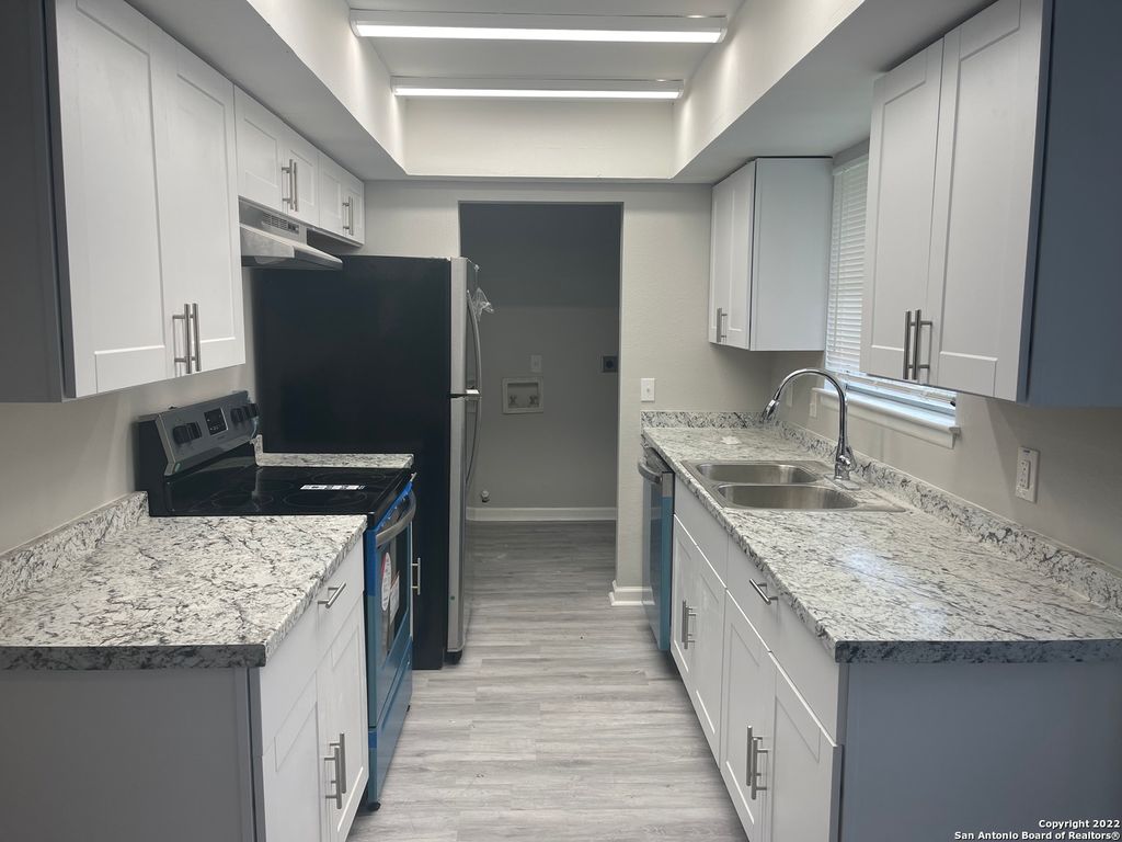 Photo of 2018 HARPERS FERRY ST, San Antonio, TX 78245 (MLS # 1877494)