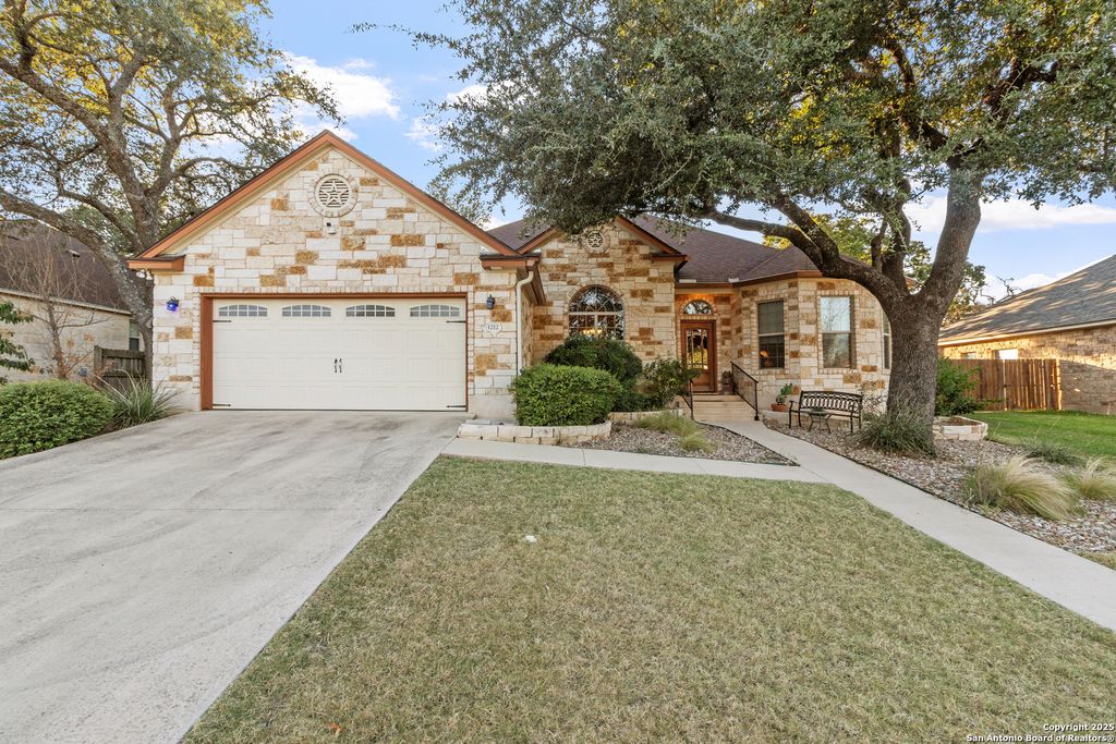 Photo of 1212 Doe Run Hollow, Fredericksburg, TX 78624 (MLS # 1915859)
