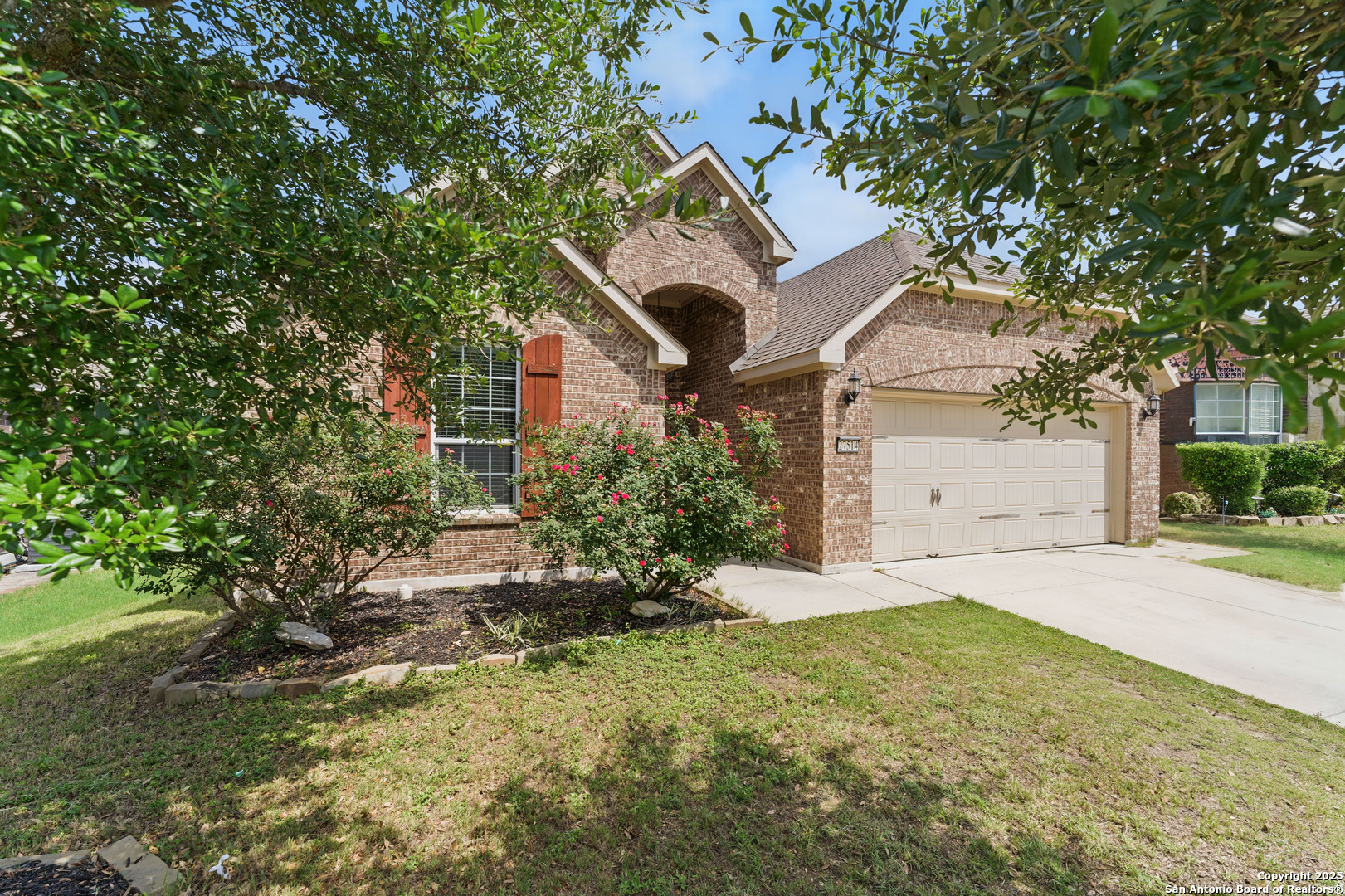 27514 Valle Verde
