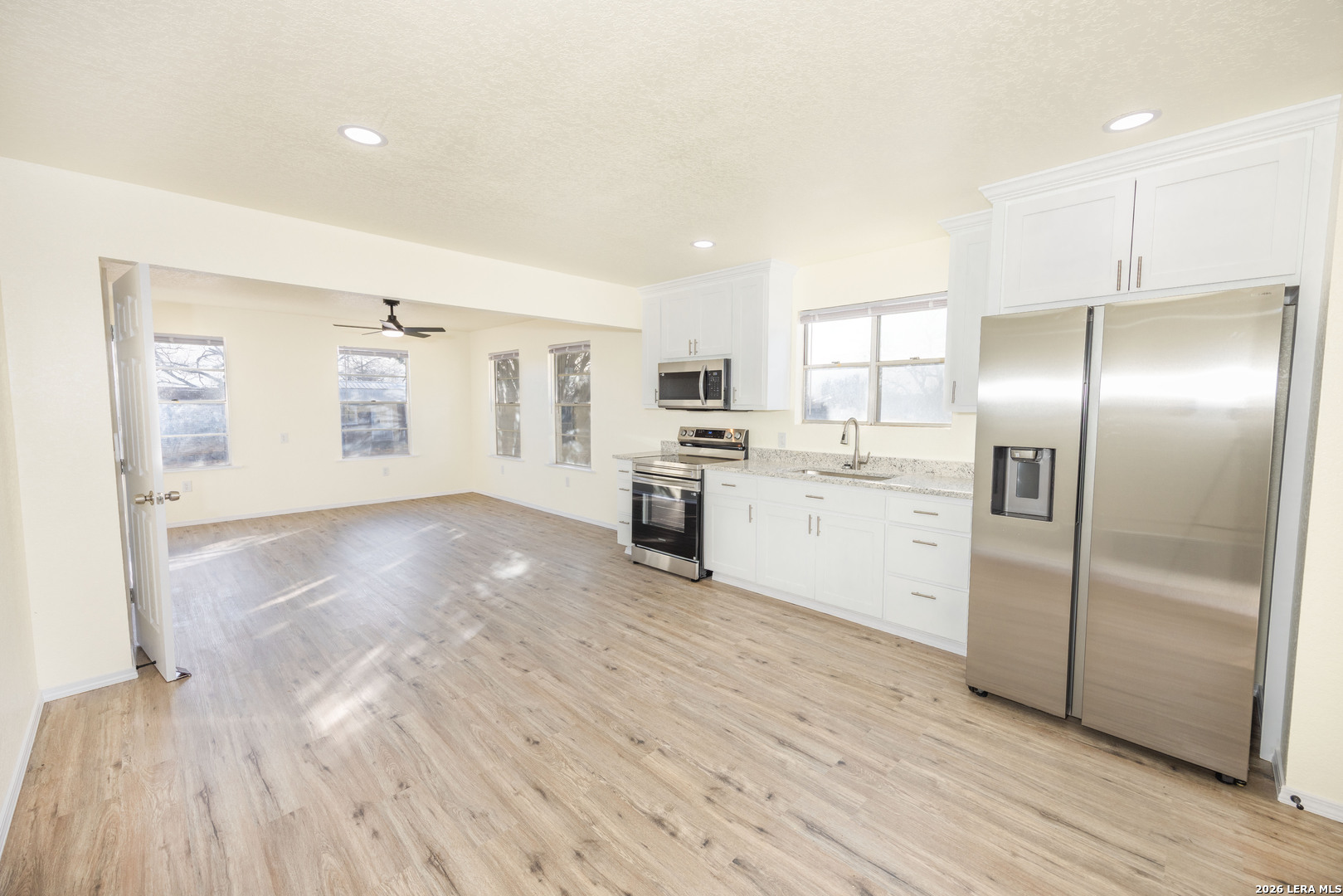 523A Rossville