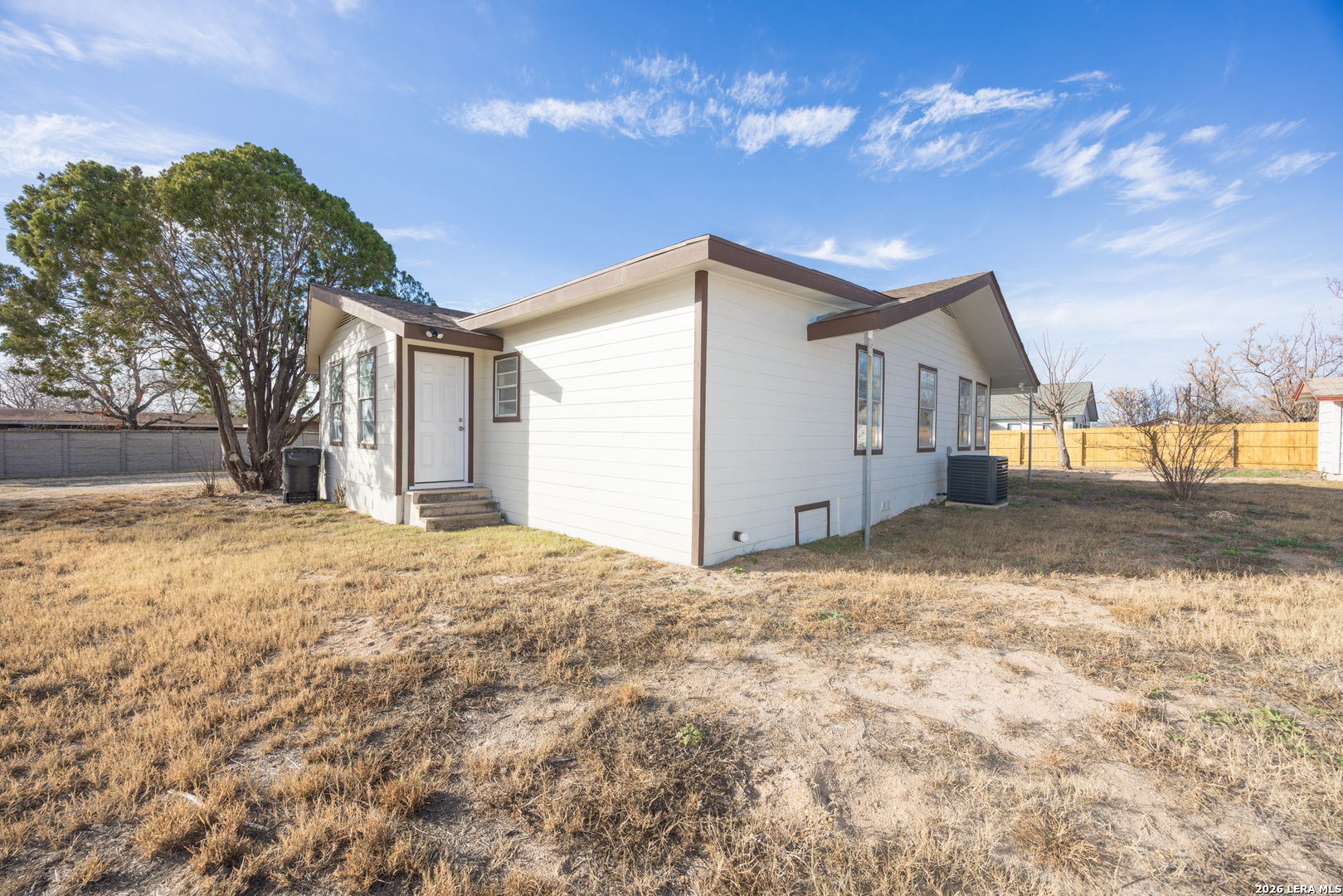 523A Rossville