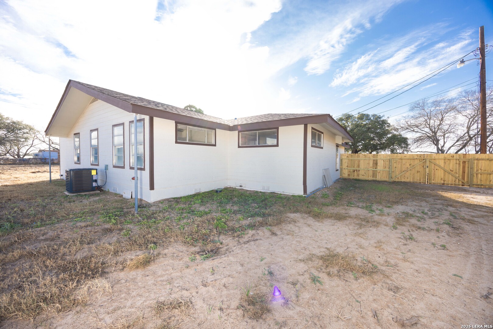 523A Rossville