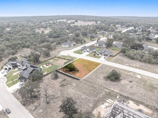 117 ASH PKWY, LA VERNIA, TX 78121 - Image f96f34985d2dc7380d2c487705db6862/437947366