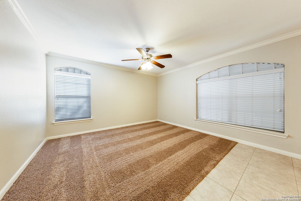 Photo of 7323 SNOWDEN RD 1201 #1201, San Antonio, TX 78240 (MLS # 1921844)