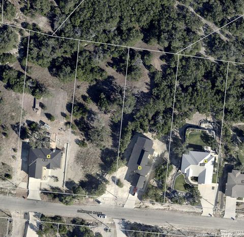 A home in Canyon Lake