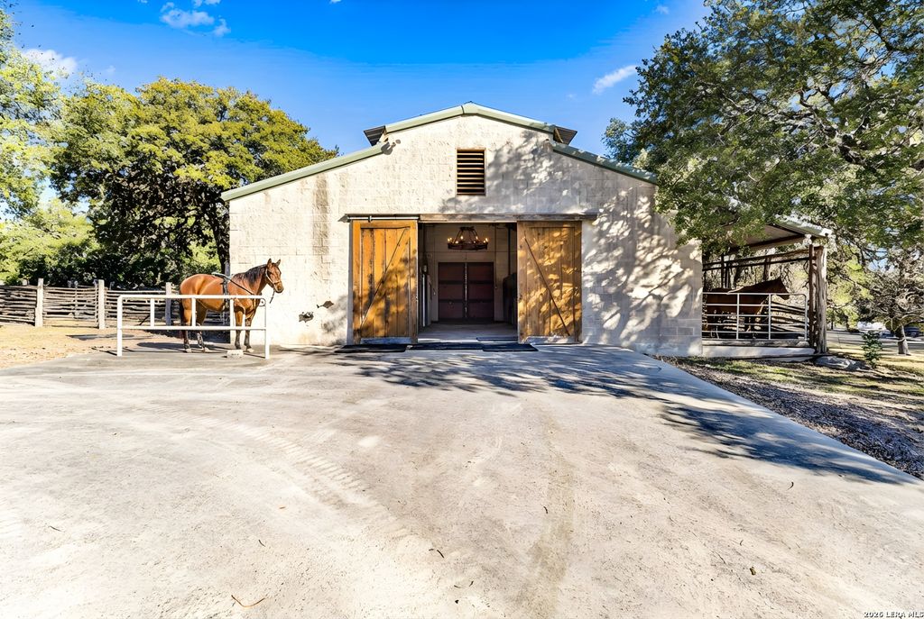 Photo of 5301 W Ammann, Bulverde, TX 78163 (MLS # 1940968)