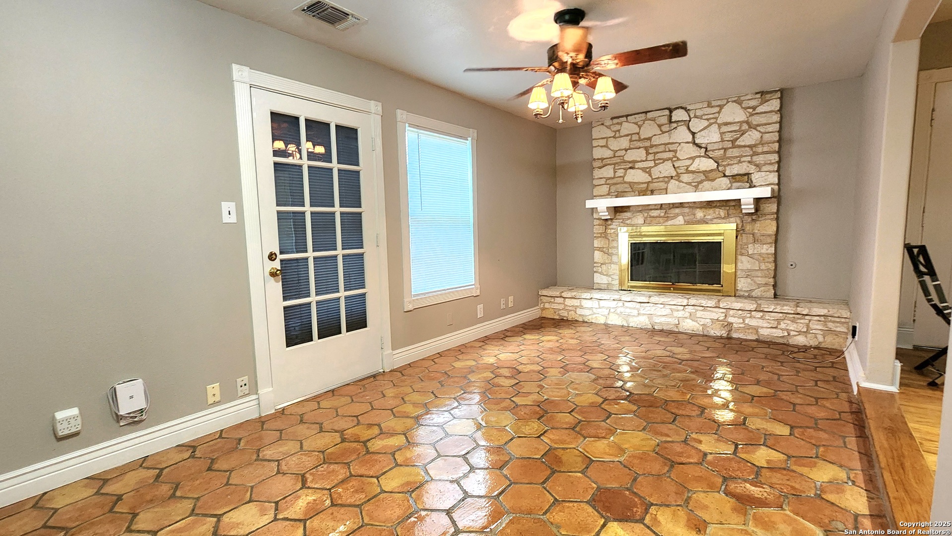 618 storeywood