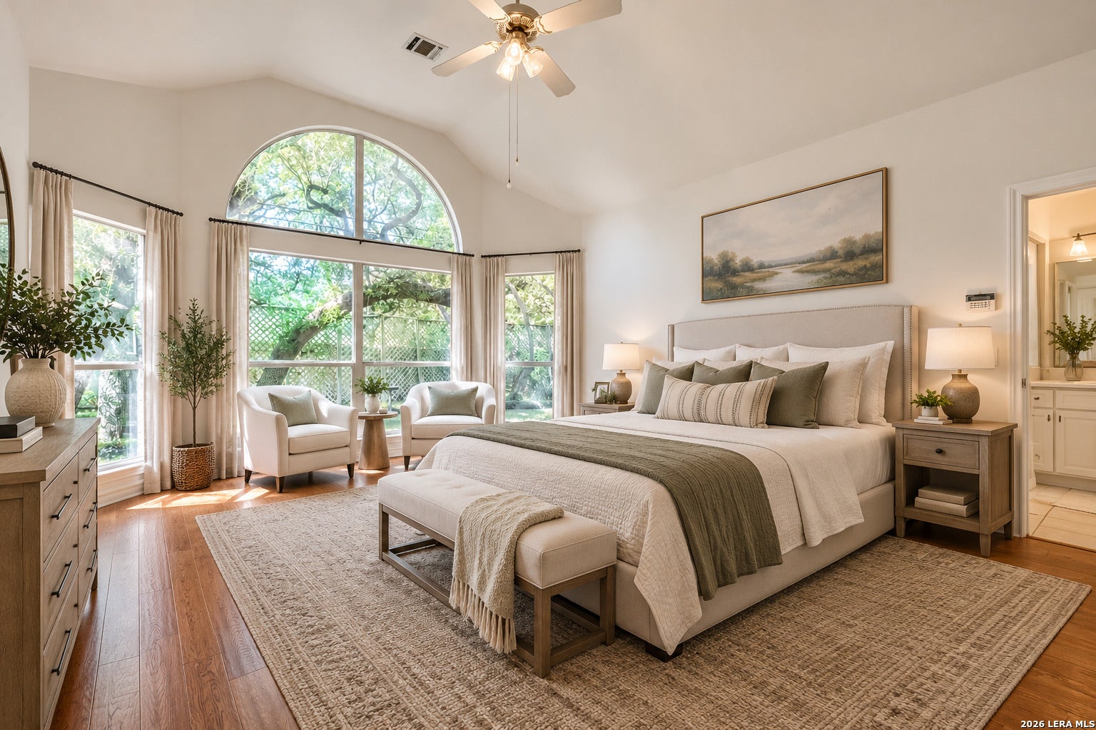 15634 Mission Crst