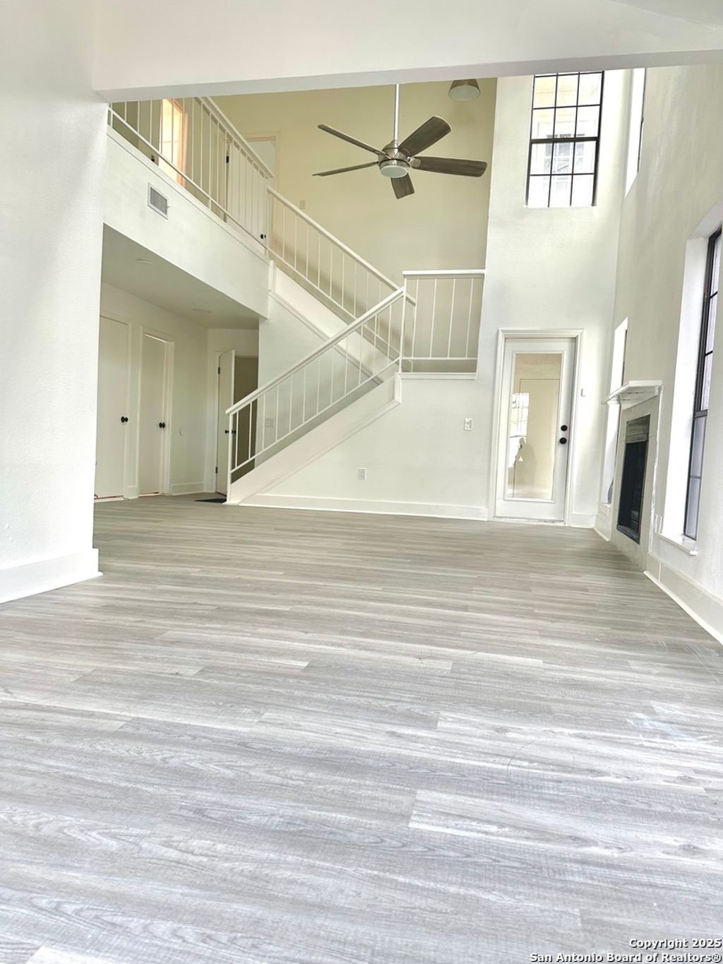 Photo of 2255 thousand oaks 810 #810, San Antonio, TX 78232 (MLS # 1938944)