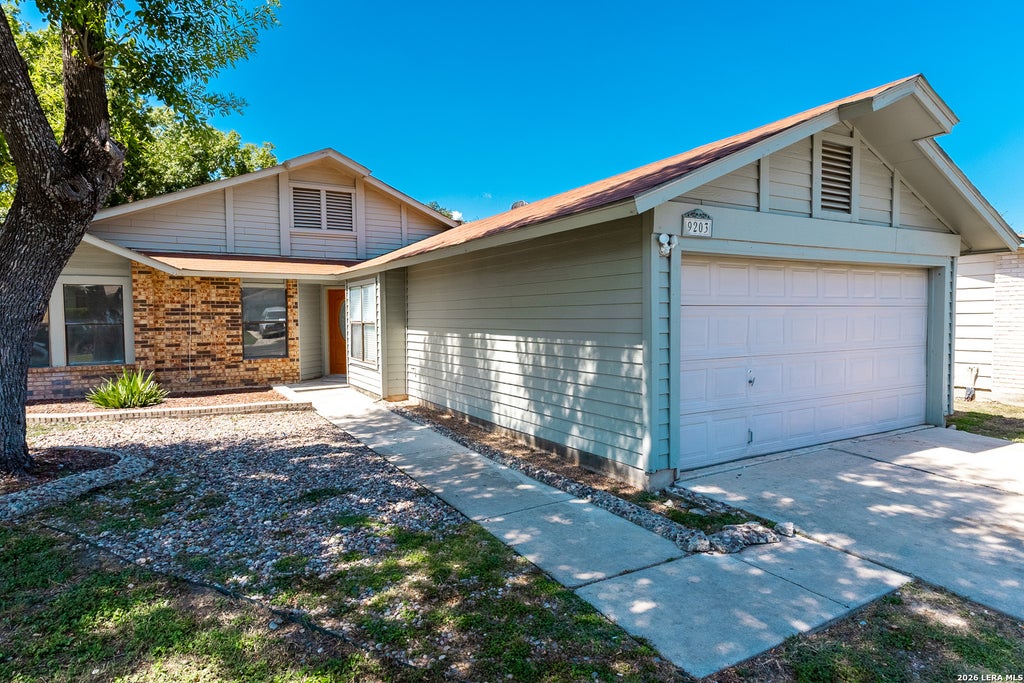 Photo of 9203 Autumn Sunrise, San Antonio, TX 78254 (MLS # 2018301)