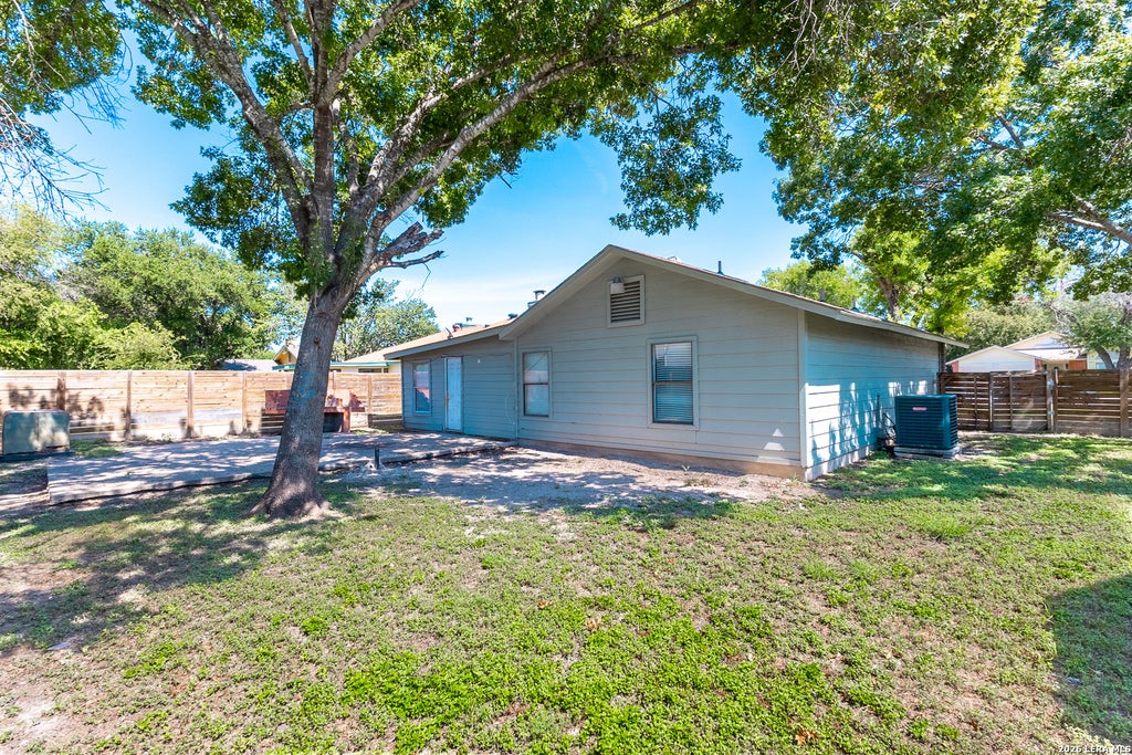 Photo of 9203 Autumn Sunrise, San Antonio, TX 78254 (MLS # 2018301)