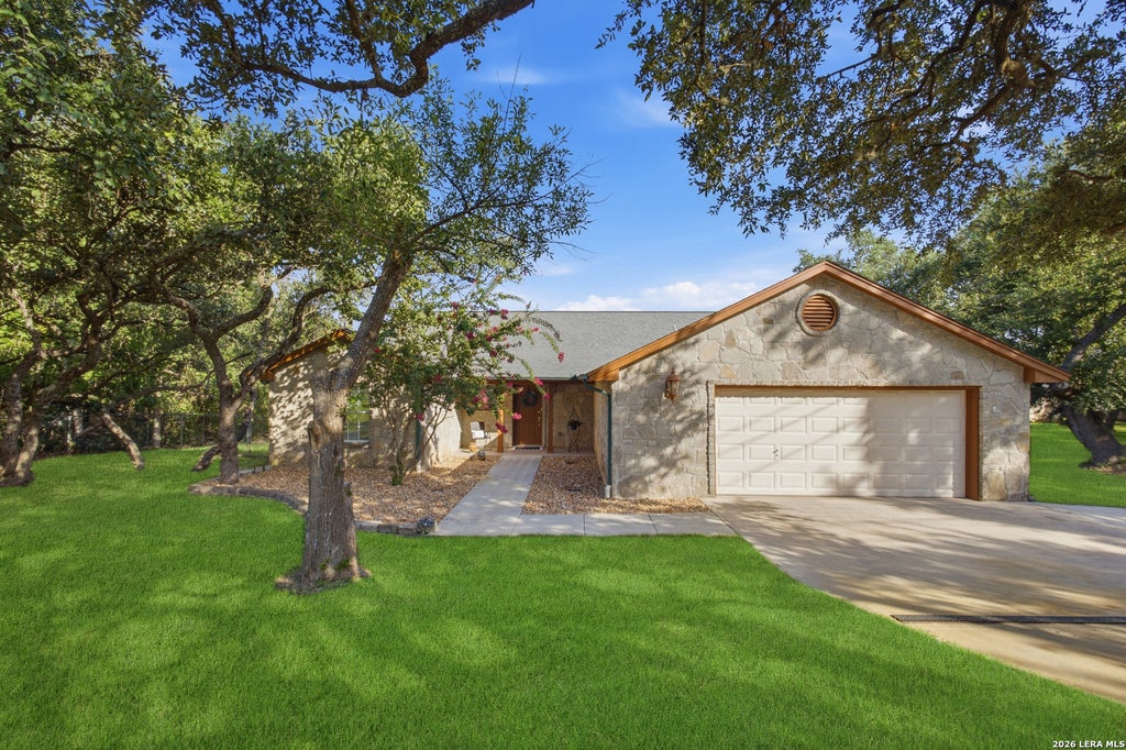 Photo of 740 DEER CROSS LN, San Antonio, TX 78260 (MLS # 2002466)