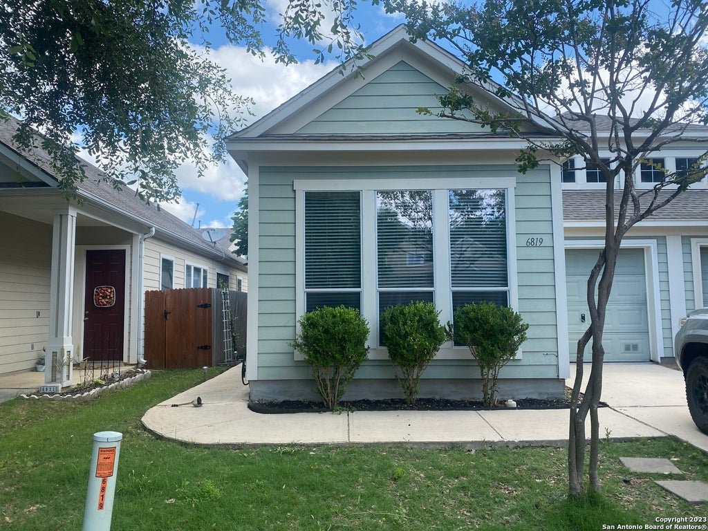 Photo of 6819 TERRA RYE, San Antonio, TX 78240 (MLS # 1972743)