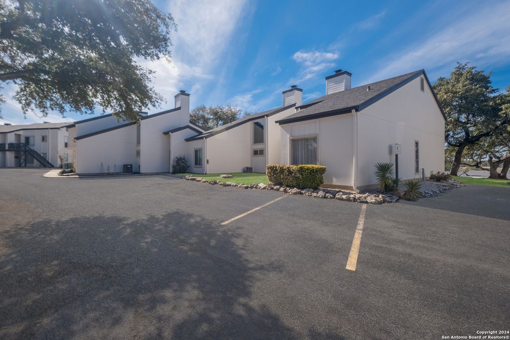 Photo of 1135 PARKVIEW DR C16 #C16, Canyon Lake, TX 78133 (MLS # 1955609)