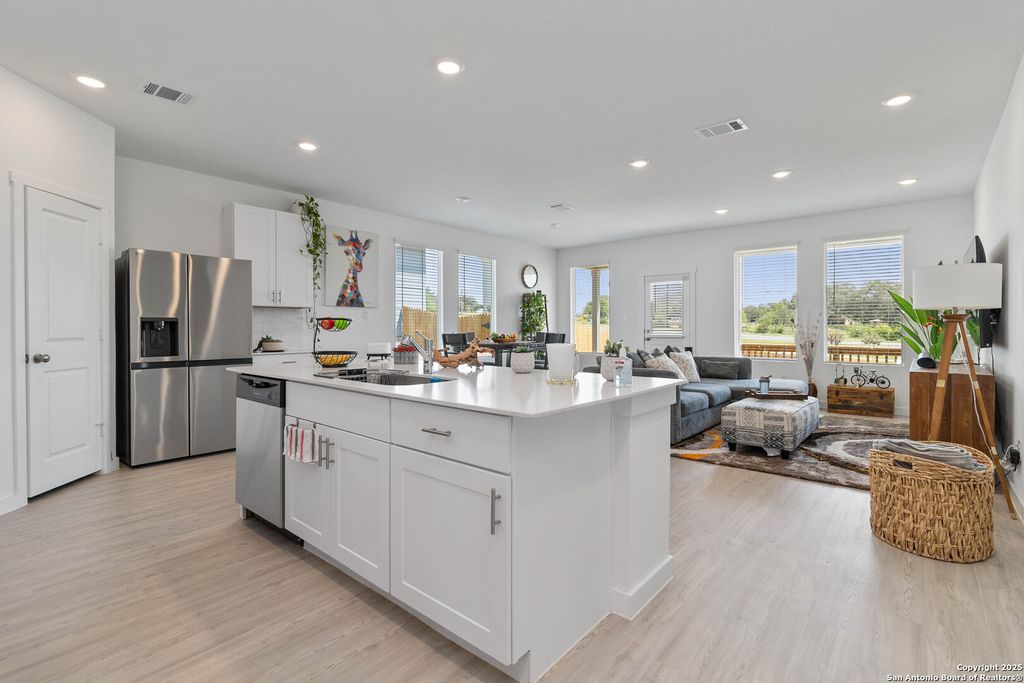 Photo of 5708 Basil Chase, St Hedwig, TX 78152 (MLS # 1915781)