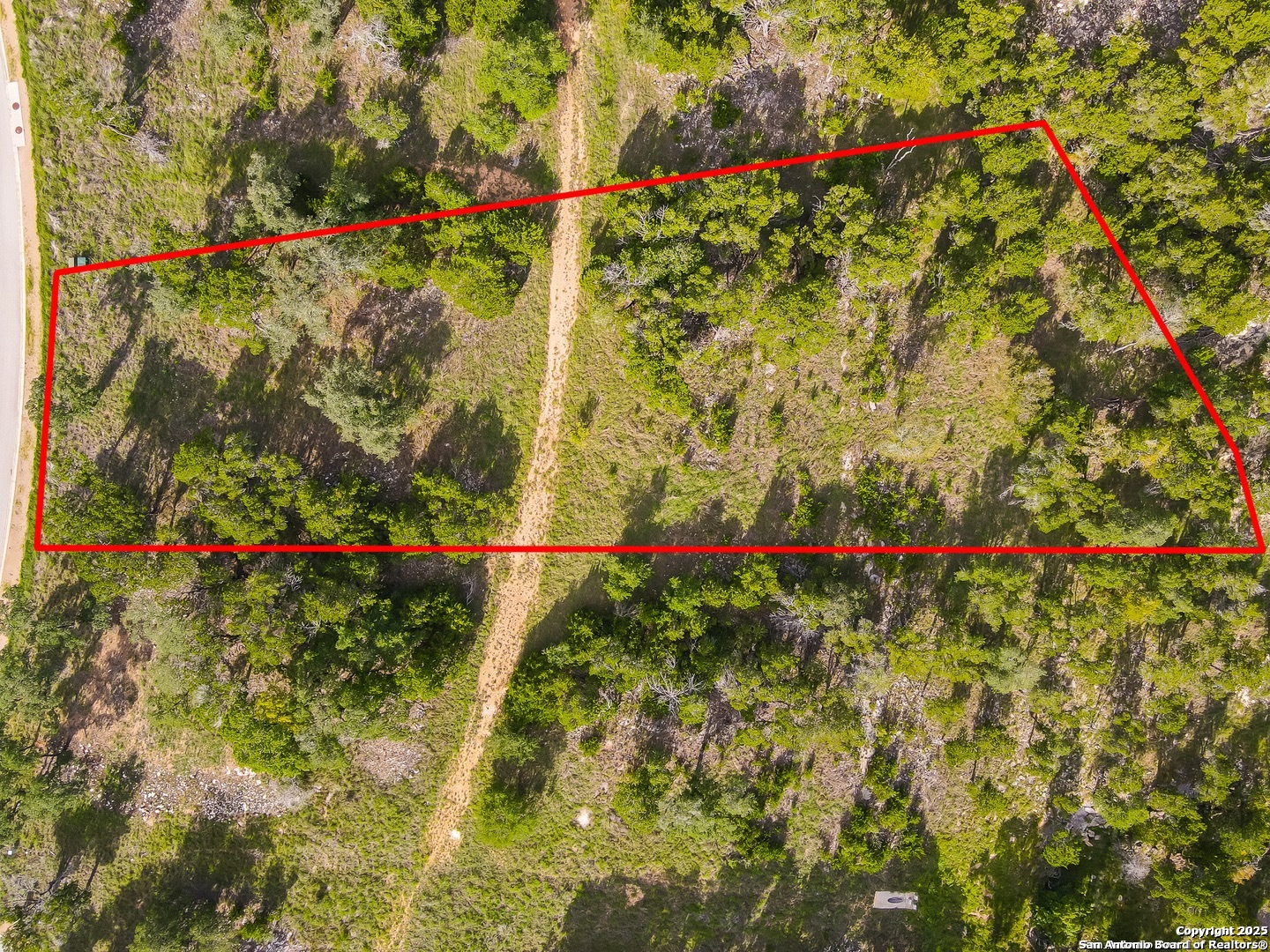 LOT 6 Ledgestone