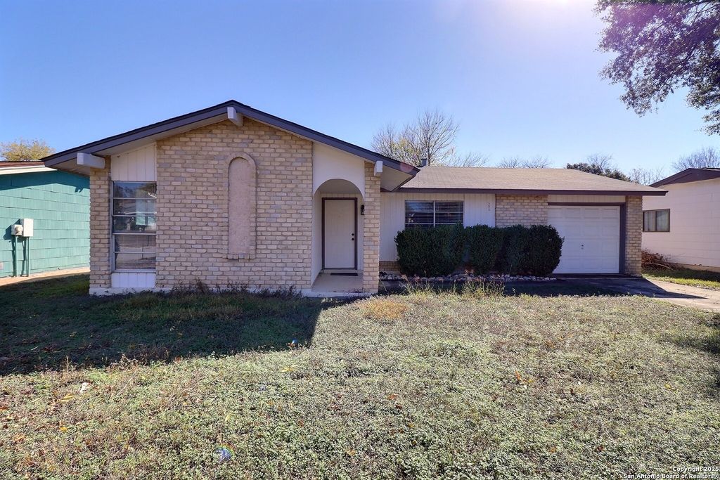 Photo of 304 Deborah Dr, Converse, TX 78109 (MLS # 1930269)