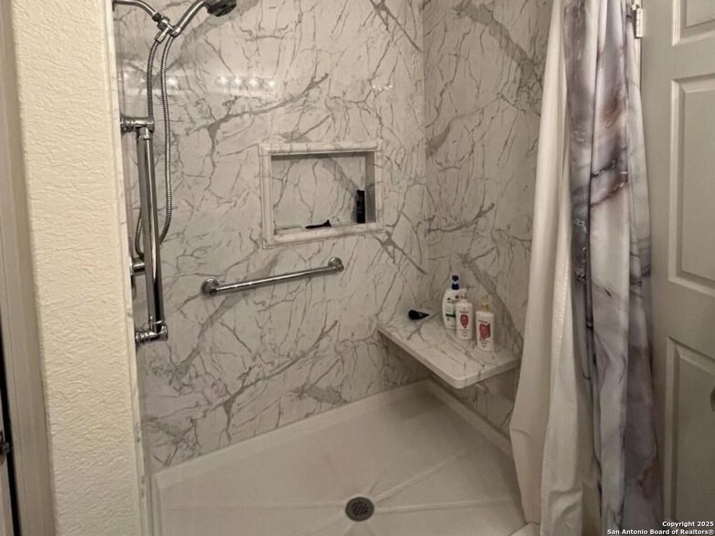 Photo of 154 Hidden, Selma, TX 78154 (MLS # 1930372)