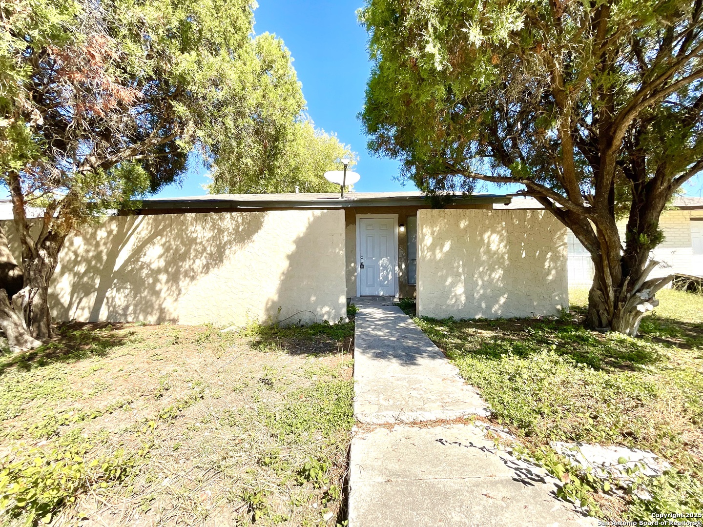 Photo 1 of 31 — 7237 Glen Bay, San Antonio, TX 78239