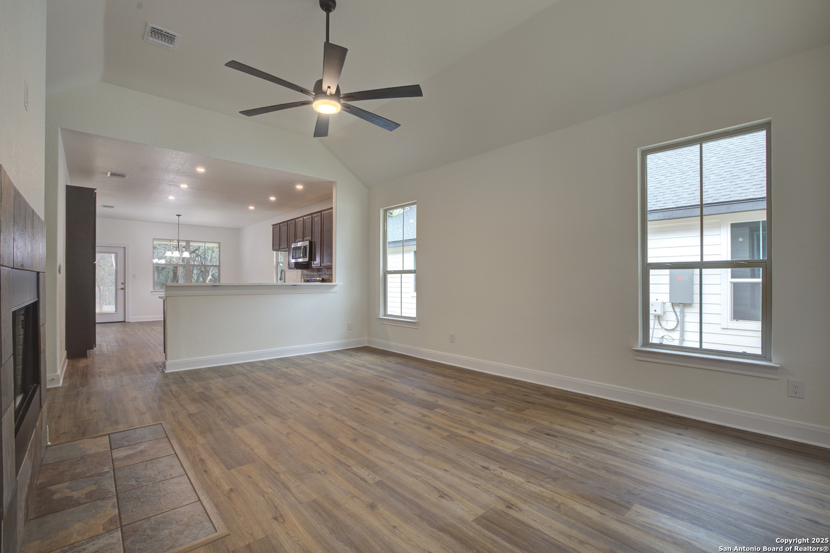 Wimberley, Texas 78676, United States, 3 Bedrooms Bedrooms, ,2 BathroomsBathrooms,Residential,Active,246622