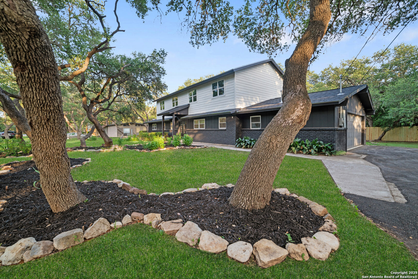 408 Meadowbrook