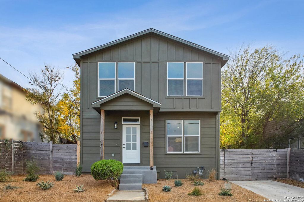 Photo of 314 Nika, San Antonio, TX 78208 (MLS # 1926801)