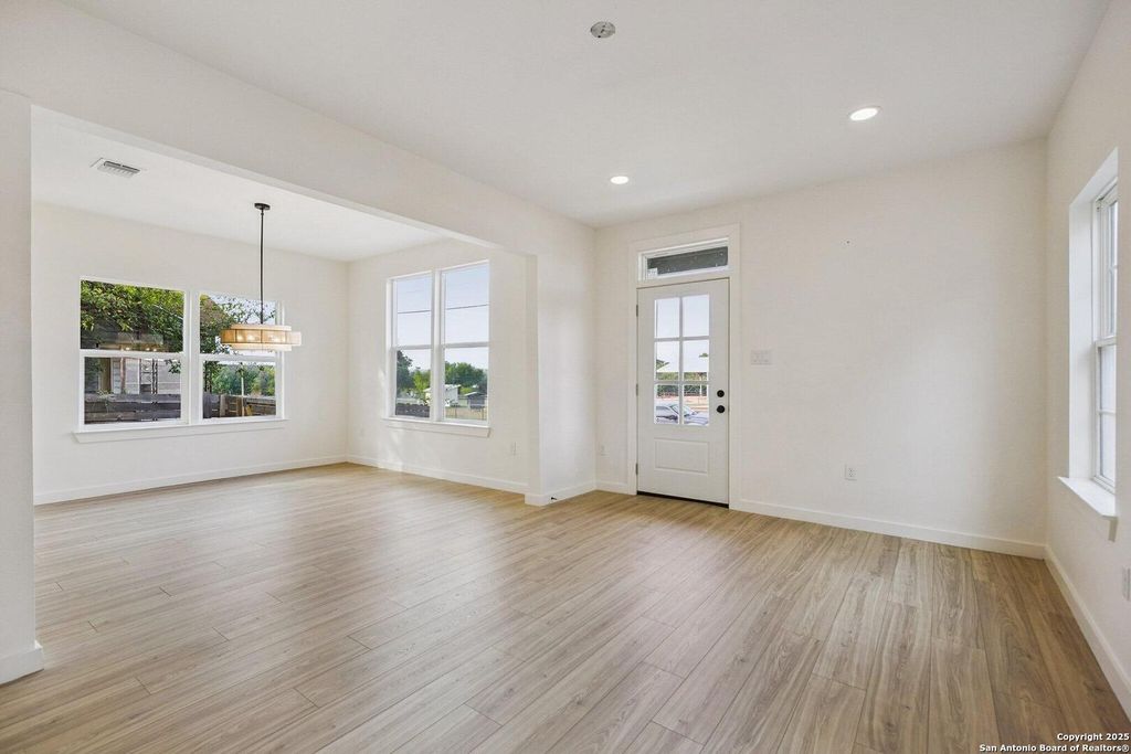 Photo of 314 Nika, San Antonio, TX 78208 (MLS # 1926801)