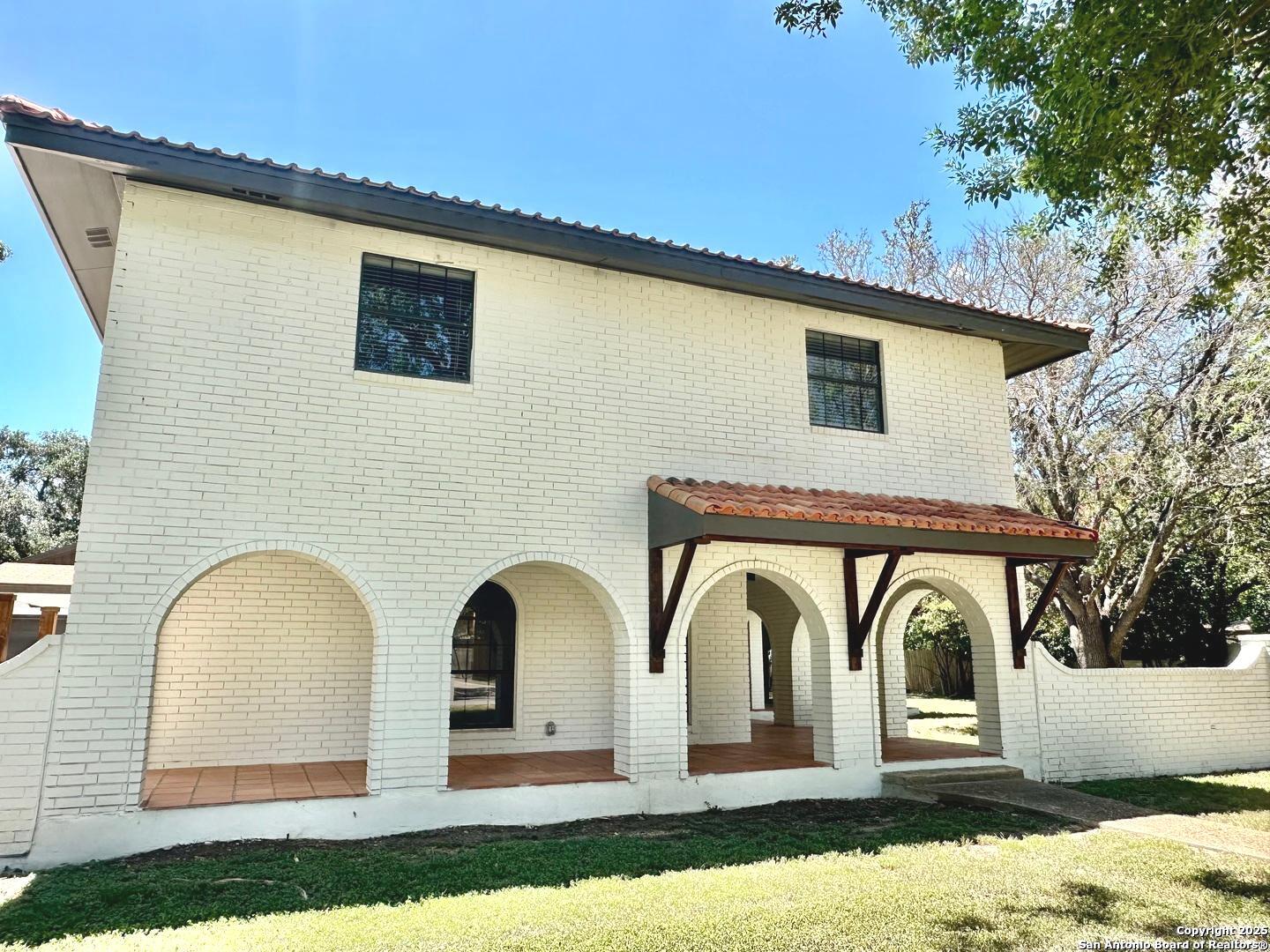 520 Sagecrest Dr.