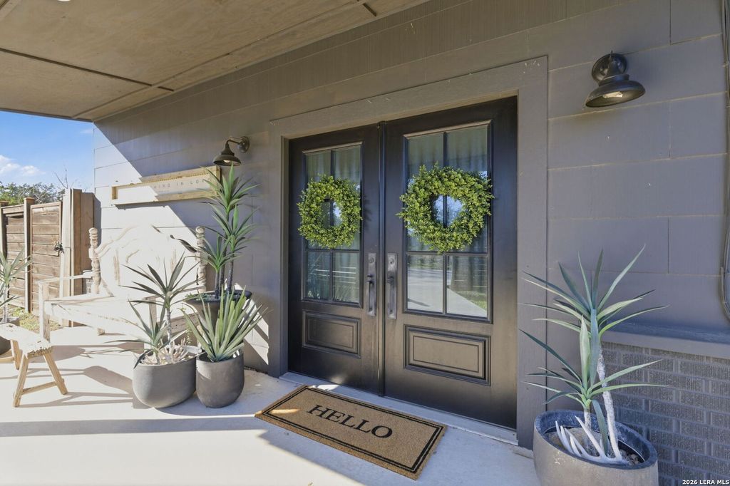 Photo of 28 Byron, Boerne, TX 78006 (MLS # 1949223)