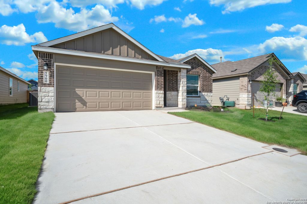 Photo of 5822 GERONIMO WAY, Seguin, TX 78155 (MLS # 1920096)