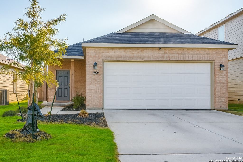 Photo of 1160 Whitney Way, New Braunfels, TX 78130 (MLS # 1919409)