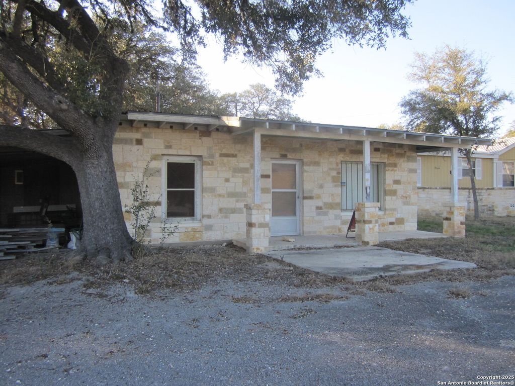 listing image 0