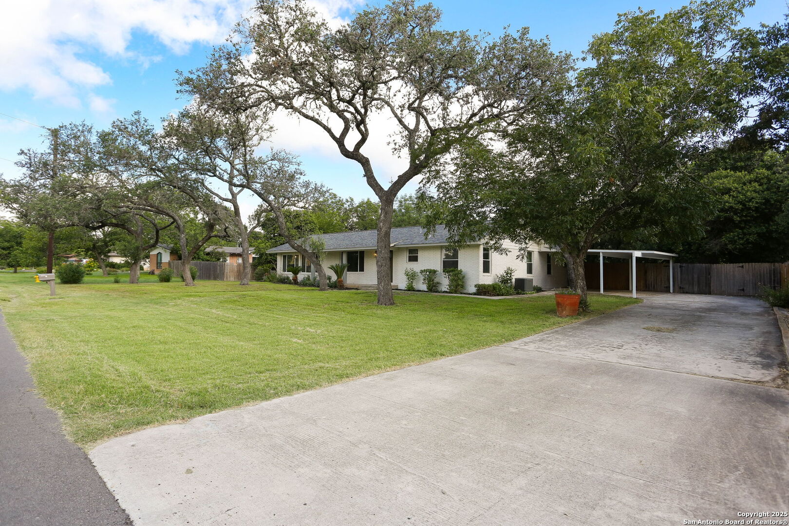 371 Donella