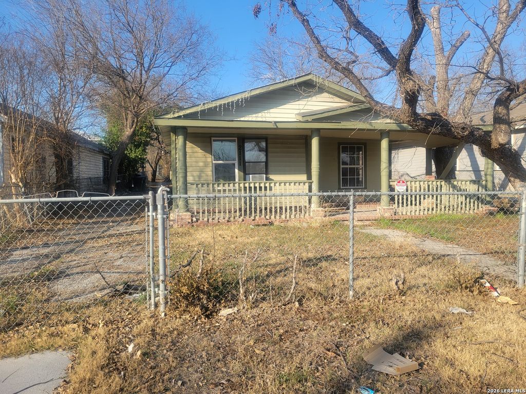 Photo of 2111 Rivas, San Antonio, TX 78228 (MLS # 1941382)