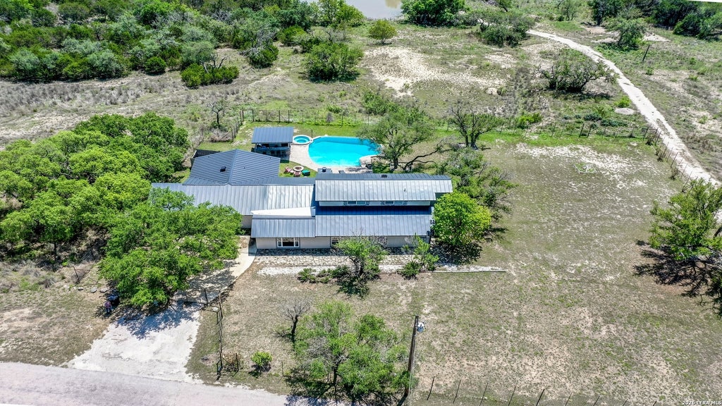 Photo of 193 DORIS DR, Kerrville, TX 78028 (MLS # 1961504)