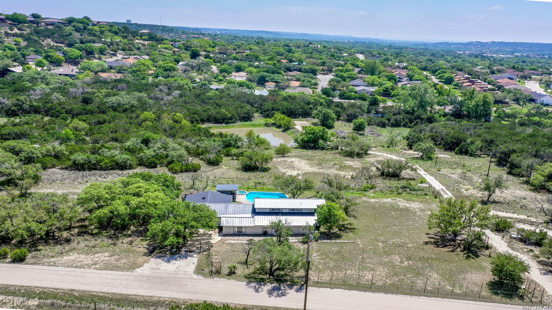 193 DORIS DR - Photo 4