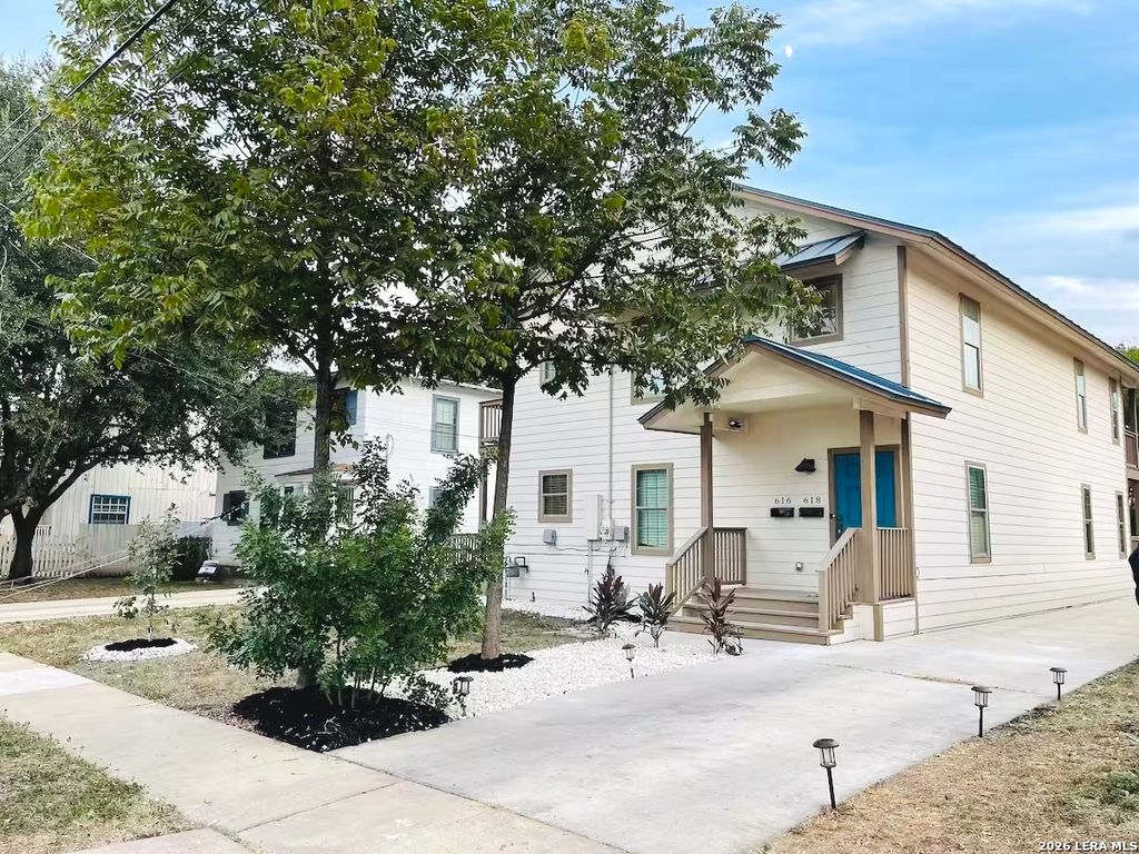 Photo of 618 S Park Blvd, San Antonio, TX 78204 (MLS # 1991006)