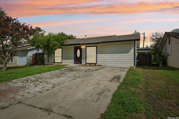 6707 BLUE OAK LN, SAN ANTONIO, TX 78227 - Image fb6b414d0bbdca84db4ac2efe71313b5/299556314
