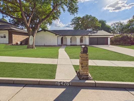 6426 HANDSOME LAKE DR, SAN ANTONIO, TX 78238 - Image fb8237bc022fd7155c280e1dc8eb77df/1384253595