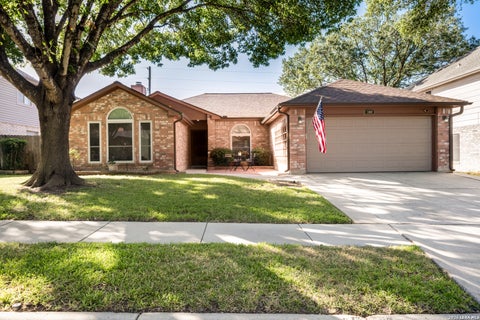 Property photo of 904 Dimrock, Schertz, TX 78154