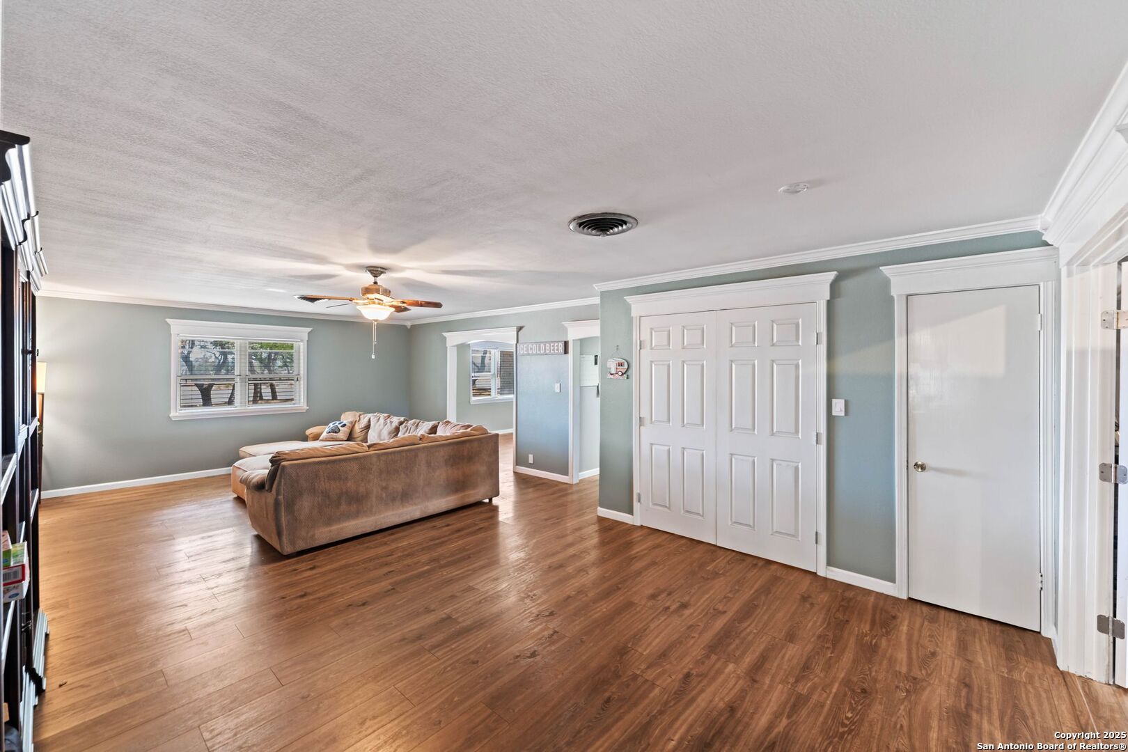 1220 Inspiring View