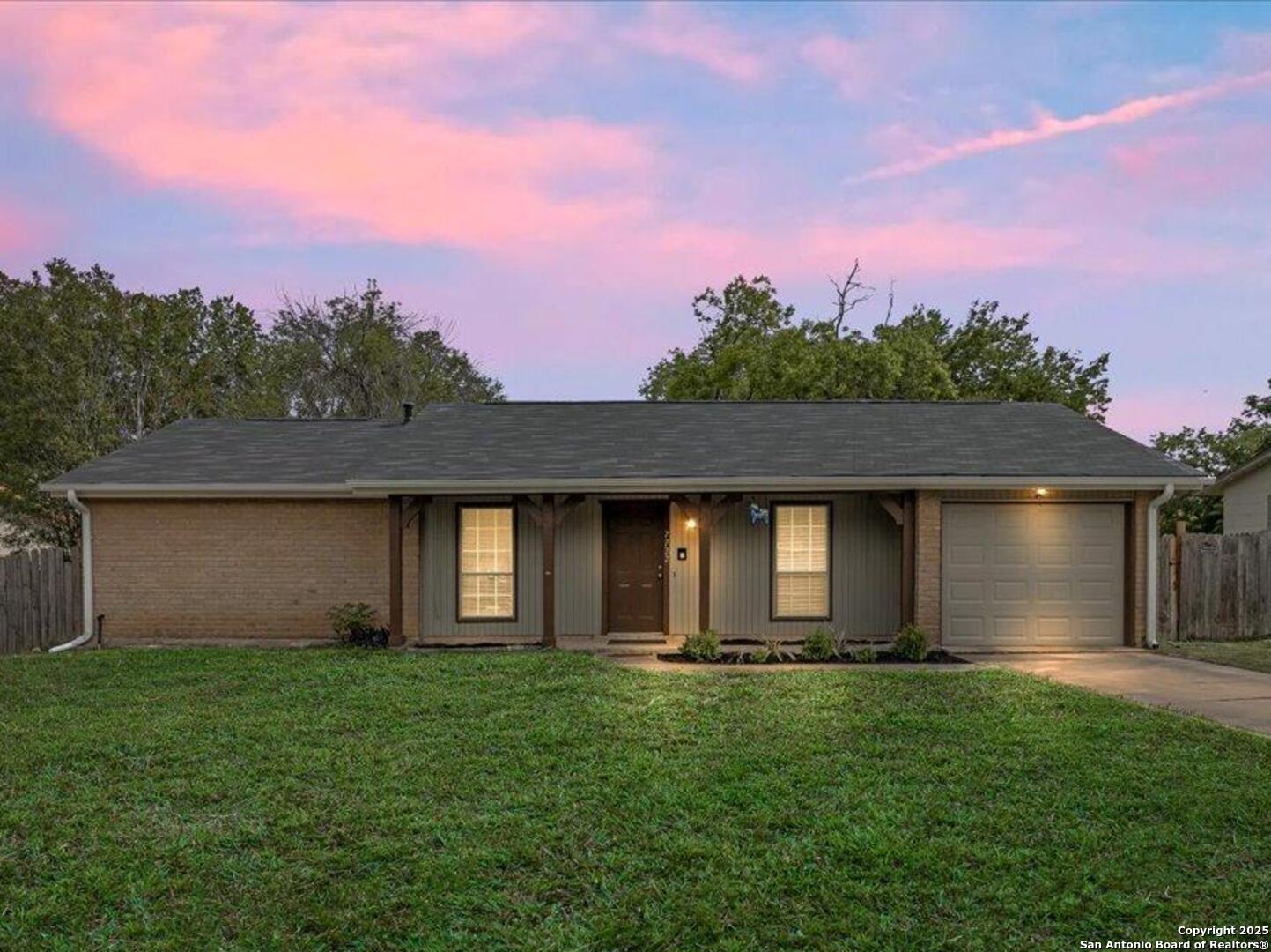 7722 Strolling Ln