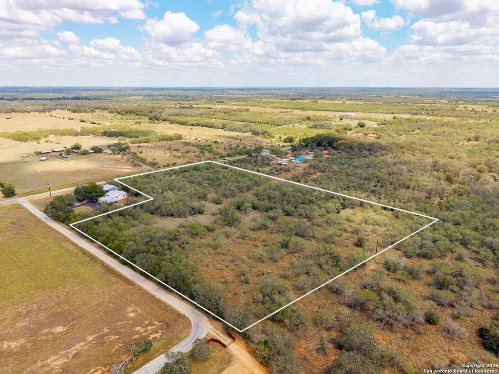 Photo of 211 HALM RD, Seguin, TX 78155 (MLS # 1992243)