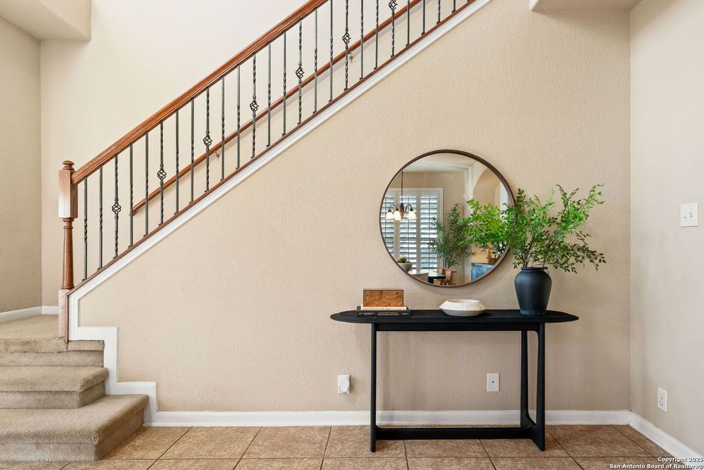 Photo of 611 Oxalis, San Antonio, TX 78260 (MLS # 1929622)